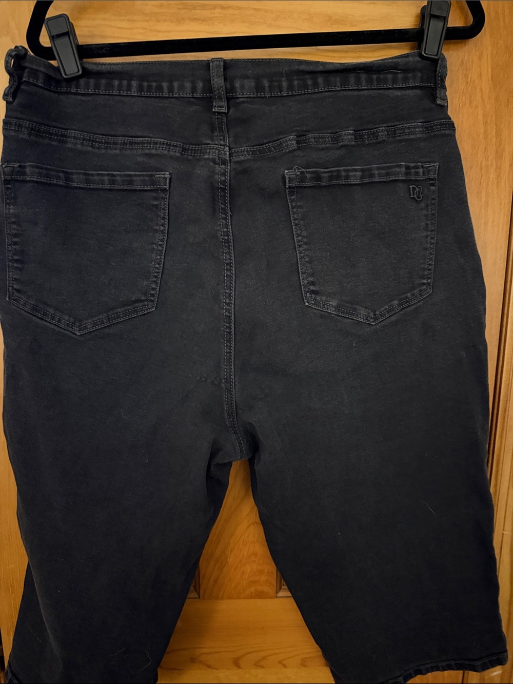 Woman’s capri - Picture 4 of 4